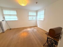 09 - Zimmer im Untergeschoss