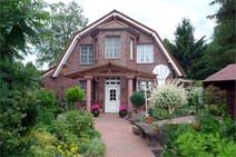 Lehnitz ! Eleganter Klinker Massivneubau mit Kamin u. Wintergarten