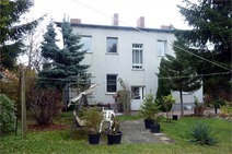 02 - Rückansicht mit Eingang