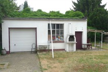 03 - Große Garage mit Nebengelass