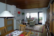 02 - Großer Wohn- Essbereich im Erd