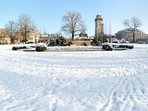 07 - Ludolfinger Platz - Auf der Wiese