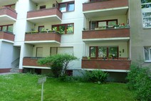 Reinickendorf ! Am Paracelsus Bad- 2 Zimmer Hpt. Wohnung m. Balkon u. Stellplatz