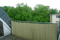 02 - Balkon mit Grünblick