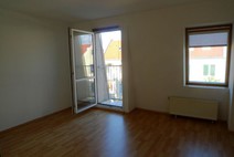 05 - Schlafzimmer m. franz. Balkon