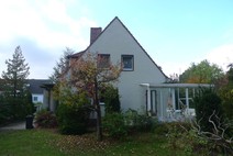 02 - Rückansicht mit Terrasse