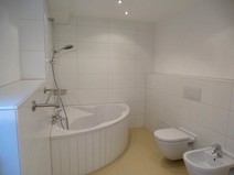 14 - Neues Bad im UG