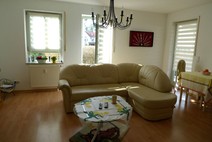 02 - Wohnzimmer Ansicht 1