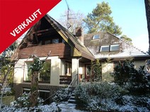 Waidmannslust ! Bestgepflegtes Ein-Zweifamilienhaus mit Kamin und Doppelgarage