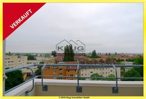 Reinickendorf ! Elegante Dachgeschosswohnung mit Balkon u. Tiefgarage