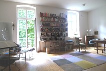 03 - Wohnbereich mit Balkon