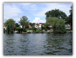 Siedlung von der Wasserseite